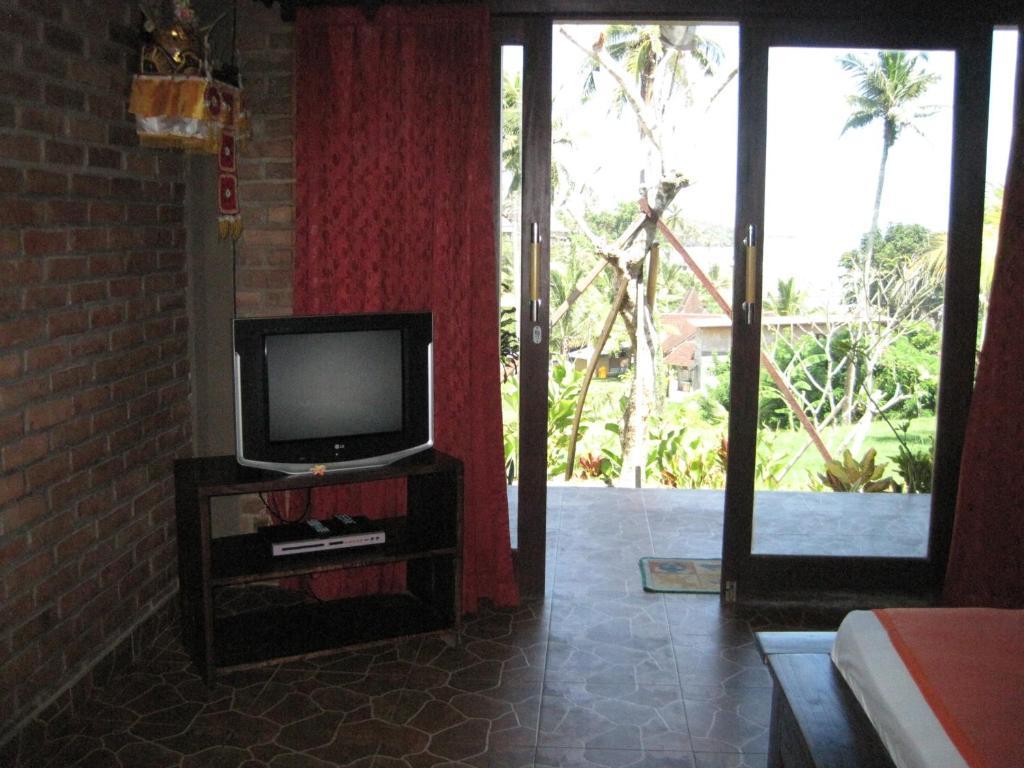 Gubug Balian Beach Bungalow Selemadeg  Room photo